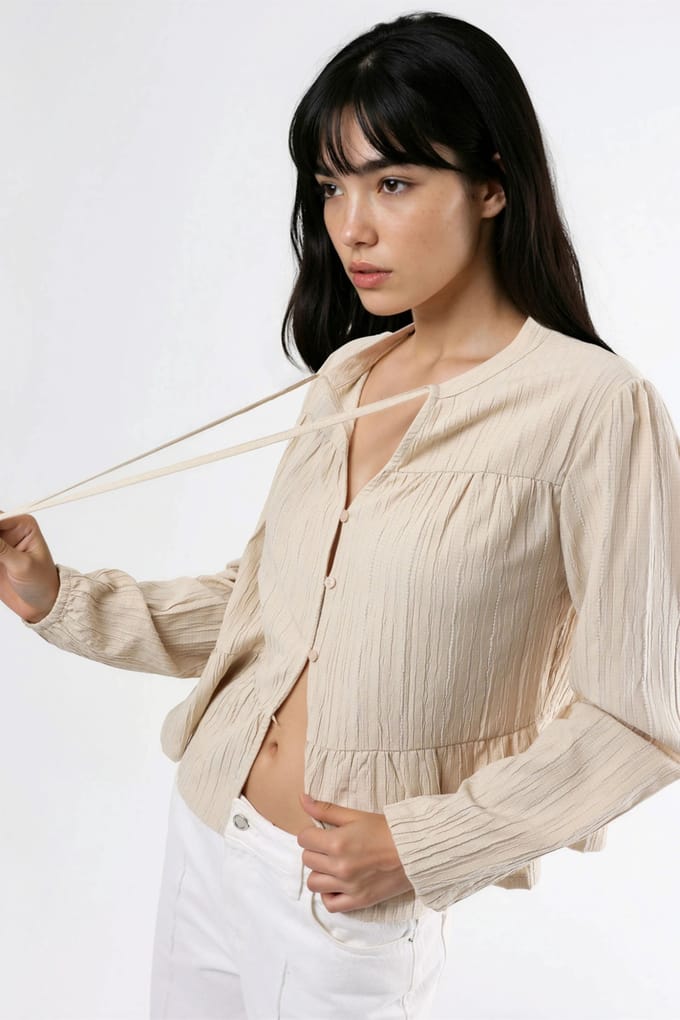 Blouse met lange mouwen en tippetkraag