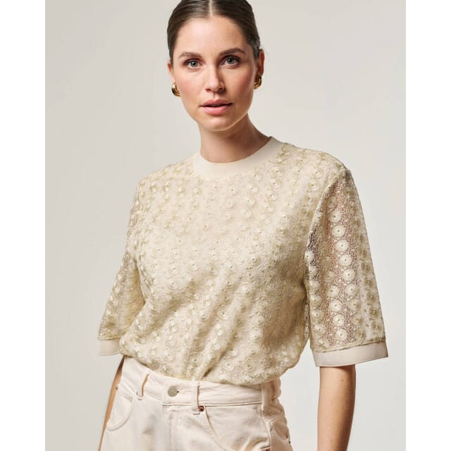 AAIKO Julice Ny 521 Tops & T-shirts Dames - Shirt - Creme - Maat M