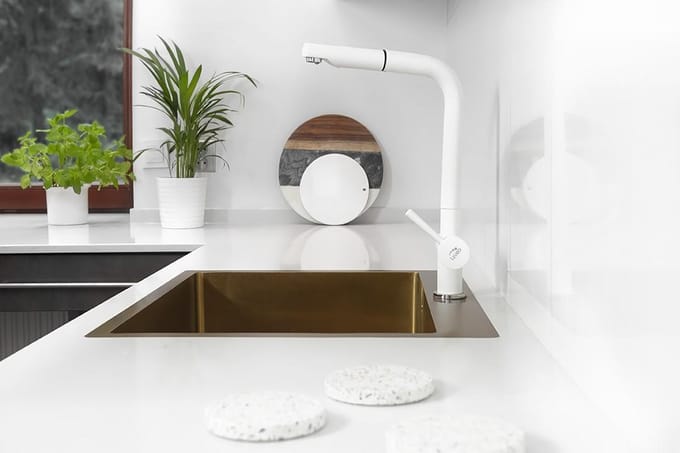 Luna - keukenkraan met uittrekbare uitloop, wit graniet