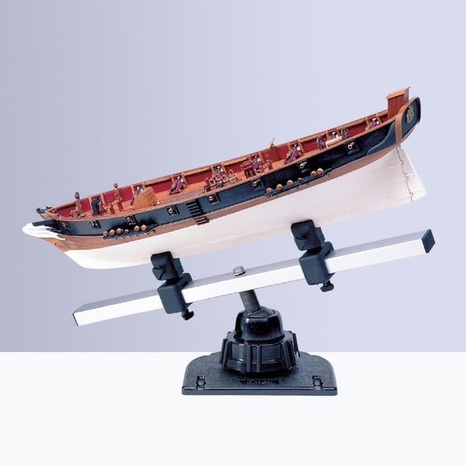 Billing Boats 730 Esmeralda opleidingsschip - 1:100 houten expert bouwmodel