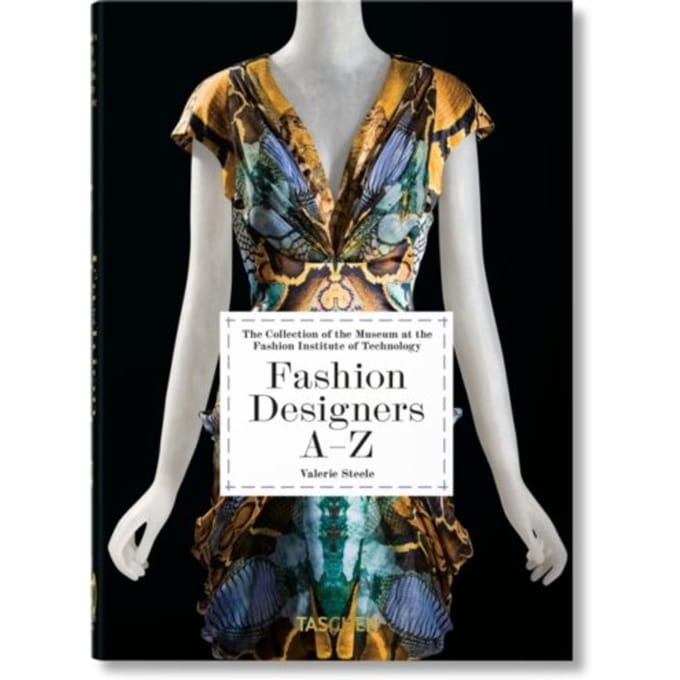 Fashion Designers A-Z. 45th Ed. - 45th Edition - Valerie Steele