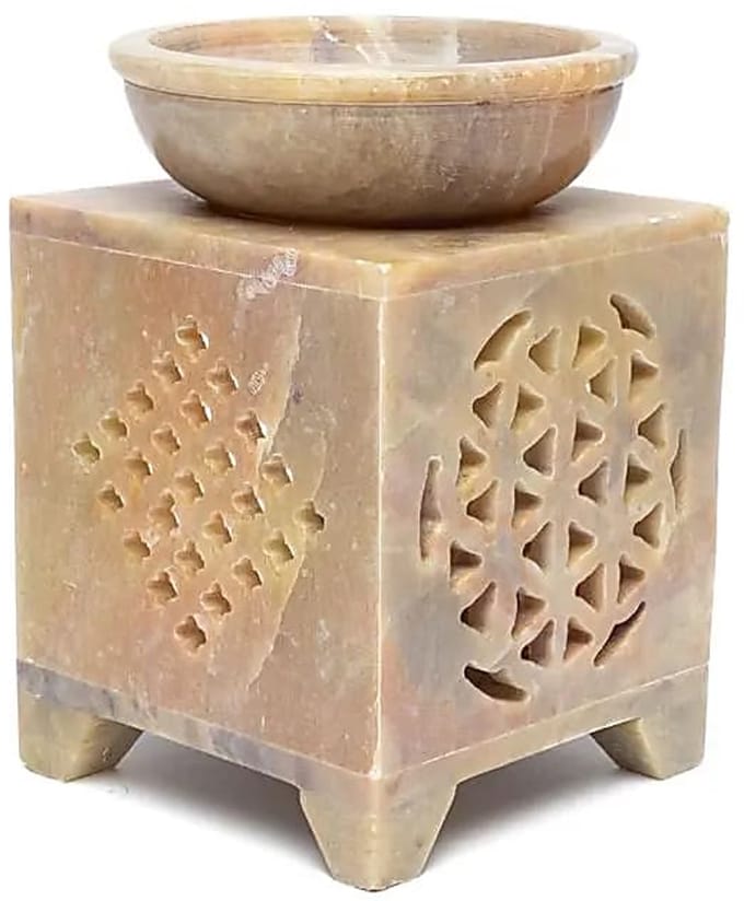 Wierookbrander en olieverdamper Bloem des Levens zeepsteen – 10 cm x 7.5 cm