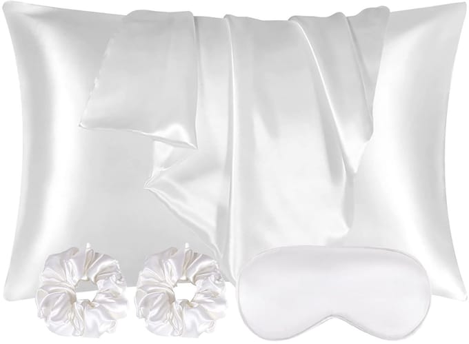 Dailygoods - Satijnen kussensloop - 2-pack kussenslopen - Glad en acnevrij - Wit - Voor haar - Standaardmaten 50x75cm