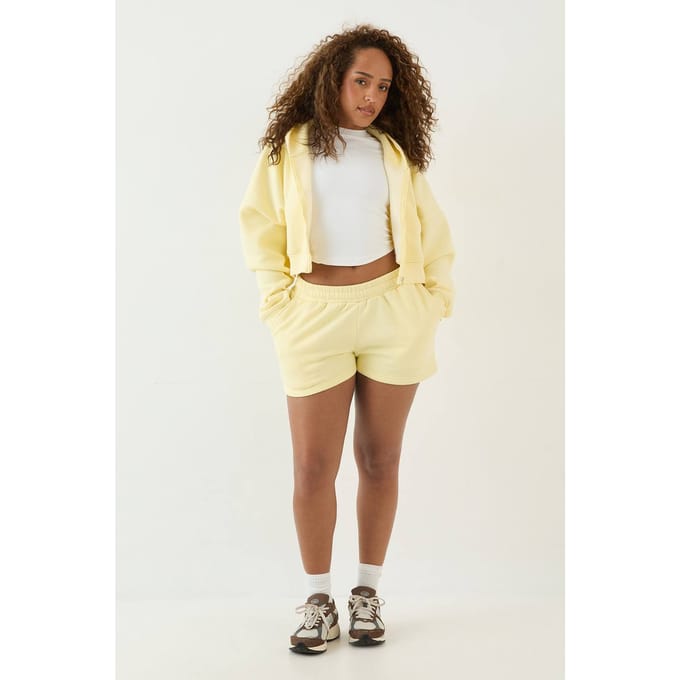 Dames Dsgn Studio Losse Sweat Short | Boter | Maat: Medium