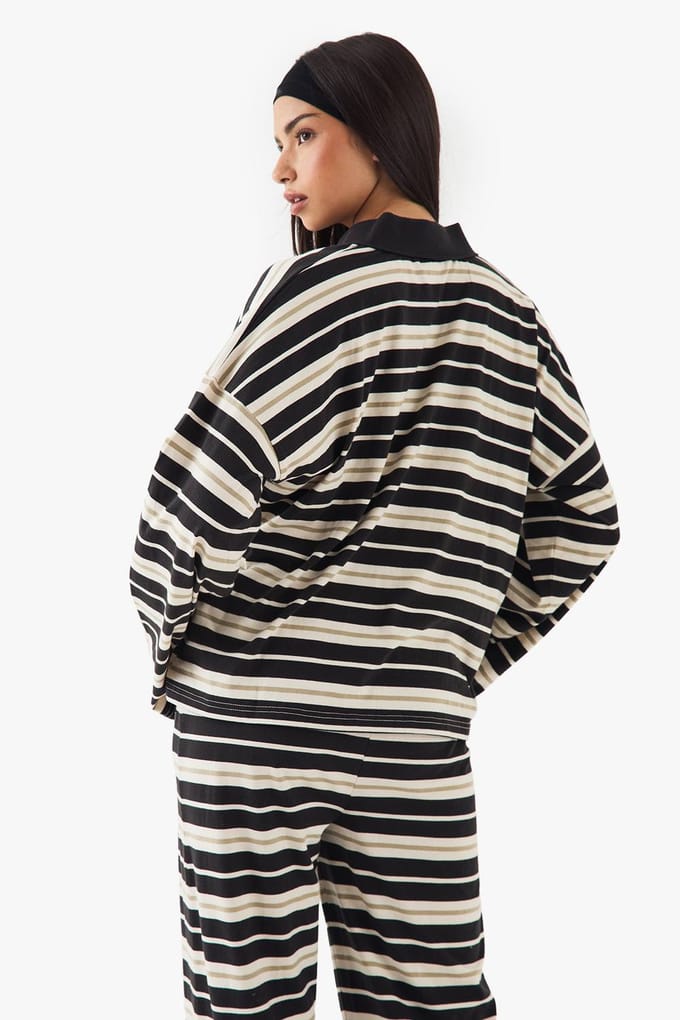 Dames DSGN Studio Gestreepte Oversized Top met Kraag | Zwart | Maat: Small