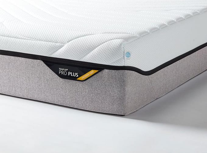 TEMPUR PRO® Plus CoolQuilt Matras - 200 x 210 - 25 cm hoog - Medium Firm