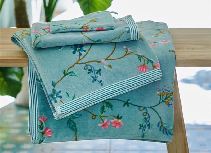 PIP Studio badgoed Les Fleurs blauw - handdoek 55x100 cm
