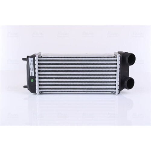 Intercooler NISSENS 96638