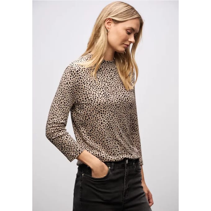 Basic leo col shirt