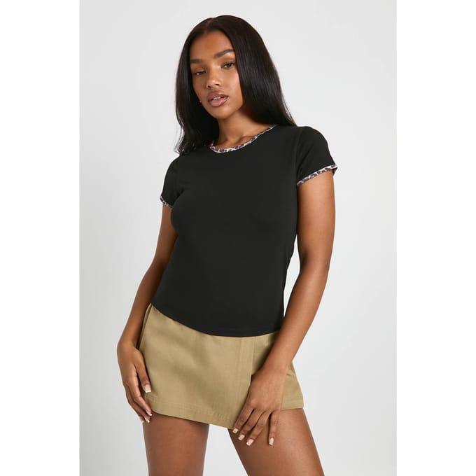 boohoo Dames Luipaardprint Ringer T-shirt | Black | Maat: 6