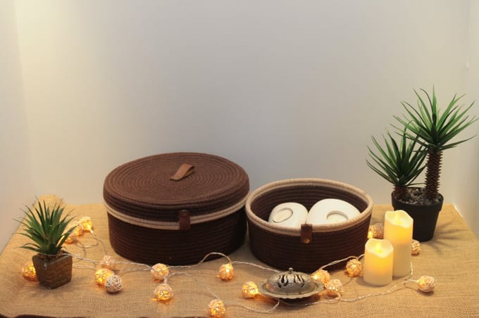OZ Home - 2-delige Mandenset met Deksel - Bruin/Beige - Duurzaam & Functioneel - Voor Compacte Opslag en Decoratie