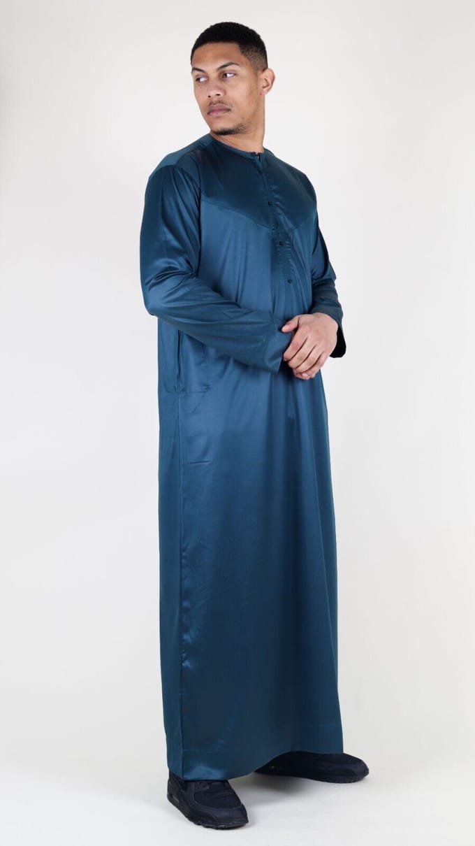 Marineblauwe Thobe-gewaad voor heren, satijn Emirati Islamitische Jubba Eid, normale pasvorm