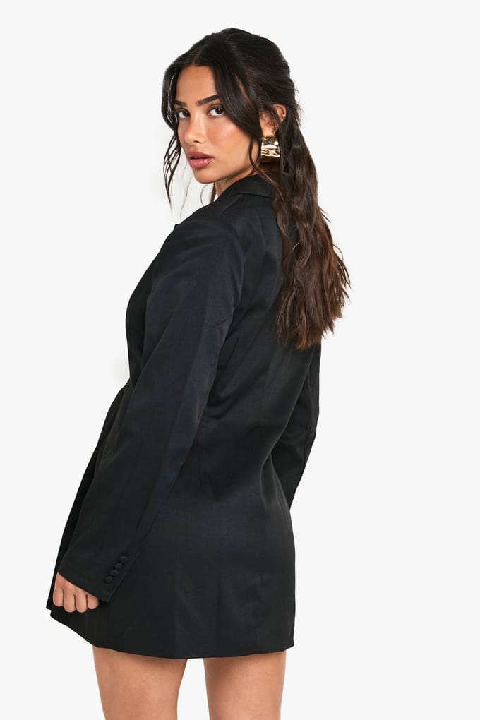 boohoo Dames Petite gestructureerde oversized wikkel blazer jurk | Black | Maat: 8