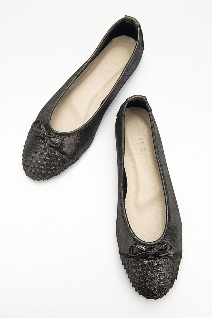 Copos Leren Strik Neus Ballerina