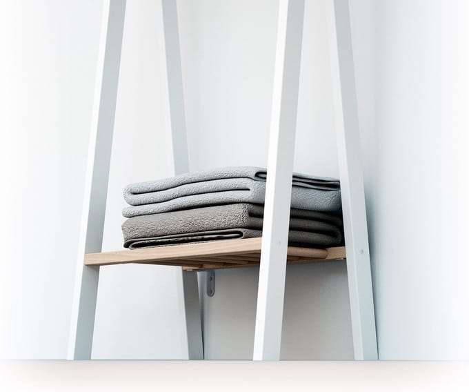 AT4 - Kinderkledingrek HOOKI in hout Wit en Beuken 50 x 30 x 130 cm