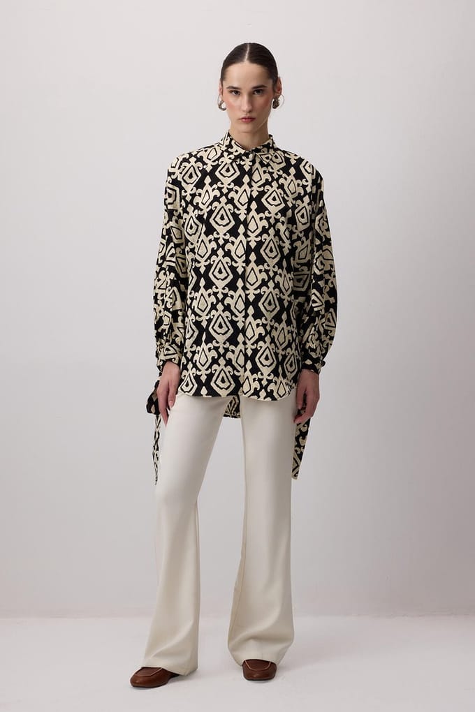 Touché Privé - Jacquard satijnen blouse - Zwart - Dames