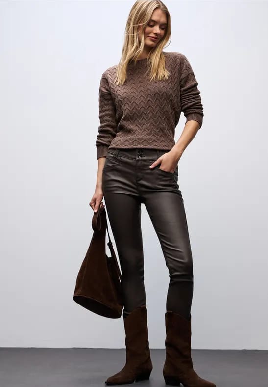 Slim Fit gecoate broek