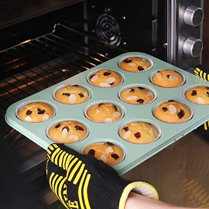 *** Bakvorm Cupcakes/Muffins voor 12 Stuks - Siliconen - Cake - Muffin - Chocolade - van Heble® ***