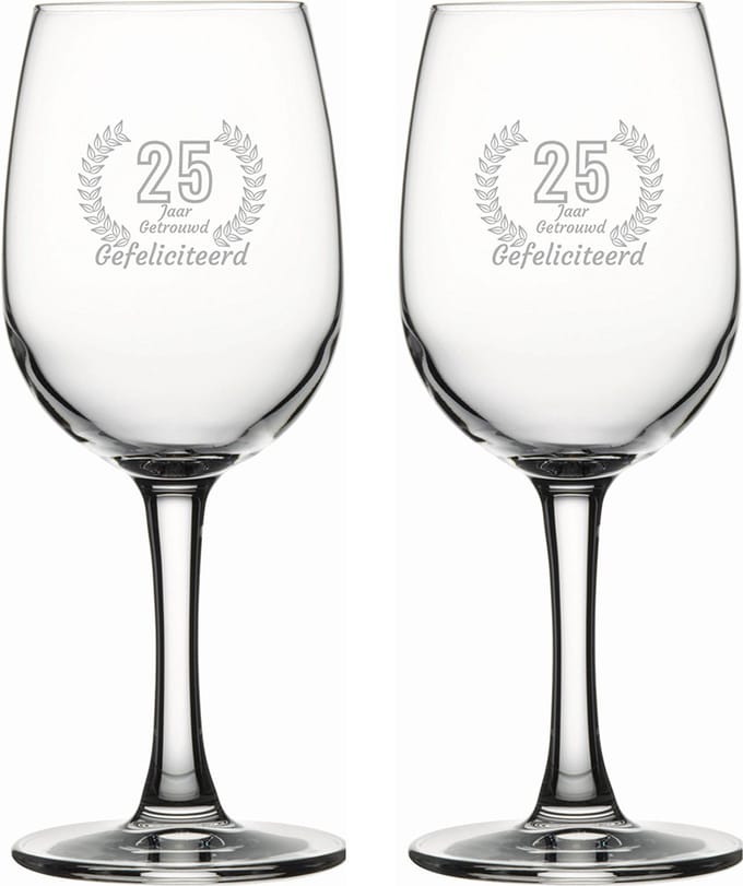 Gegraveerde set witte wijnglazen 26cl Gefeliciteerd 25 jaar getrouwd