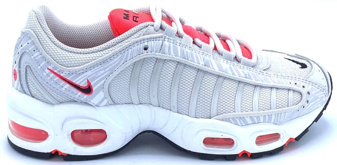 WMNS Nike Nike Air Max Tailwind IV - Sneakers - Unisex