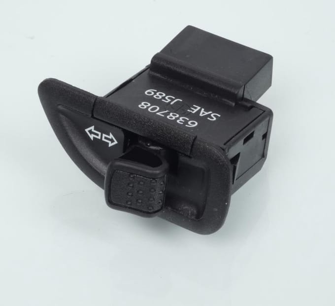 rms stuurdeksel knop voor piaggio scooter 125 x9 evolution 2003 tot 2007 638708 / nieuwe indicators