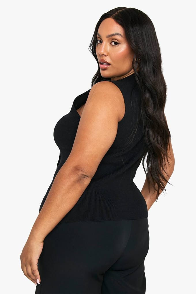 boohoo Dames Plus Asymmetrisch Goudknopenvest | Black | Maat: 24-26