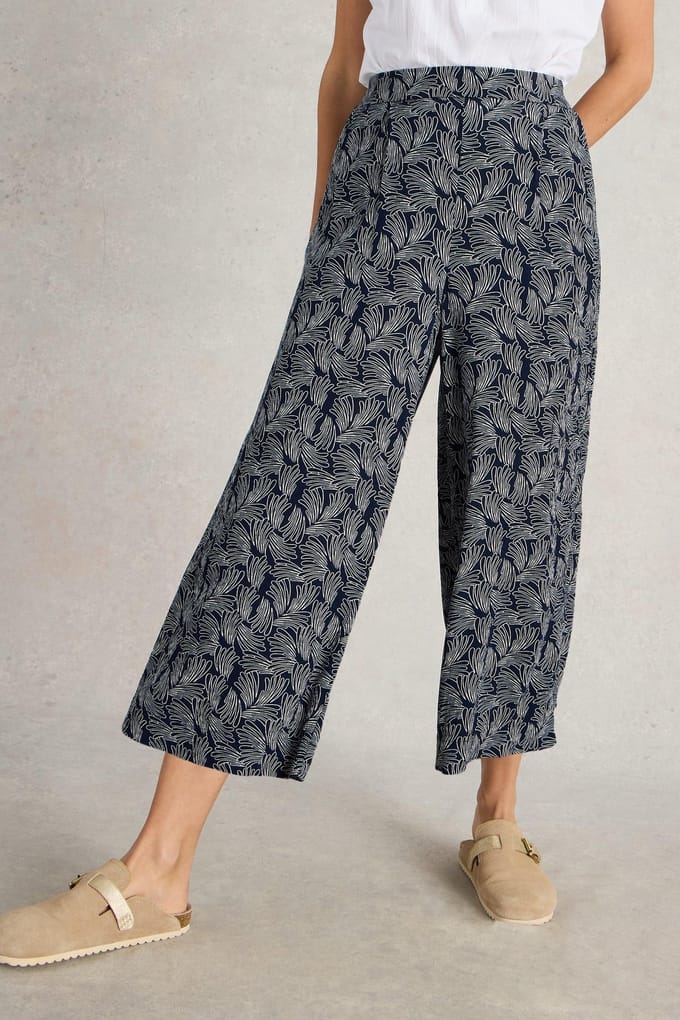 White Stuff Lisette Crinkle Culotte Navy Print Größe: 8 REGULAR | Ausgestellte Hosen Outlet | Damen | Blau