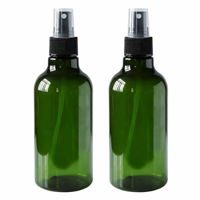 Dailygoods- Sprayfles 250ml - Set van 2 - Plastic - Leeg - Herbruikbaar - Geschikt voor parfum/cosmetica - Eenvoudig te vullen - Atomizer