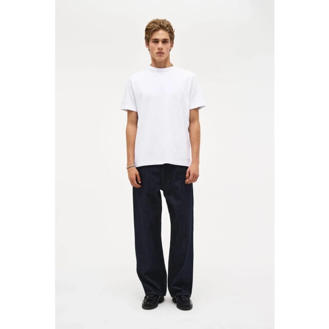 Neuw Pluto tee white 5146-concrete