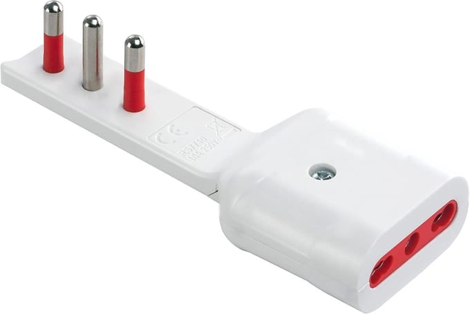 Ultraplatte adapterstekker 16A 2P + T Stopcontact Wit - Ruimtebesparend Ontwerp