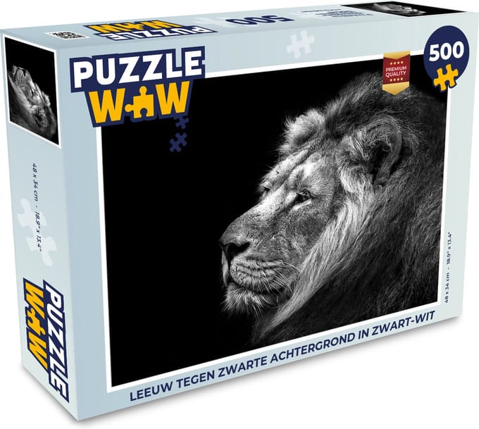 Puzzel Leeuw tegen zwarte achtergrond in zwart-wit - Legpuzzel - Puzzel 500 stukjes