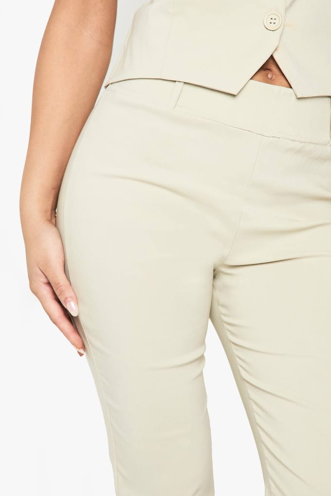 boohoo Dames Bengaline Slim Flare Broek | Ecru | Maat: 38