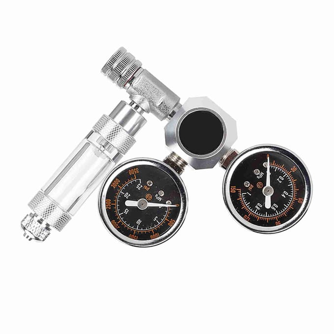 CO2 Regulator Aquarium Dubbele Manometer Weergave met Bellenteller en Terugslagklep(G5/8) black