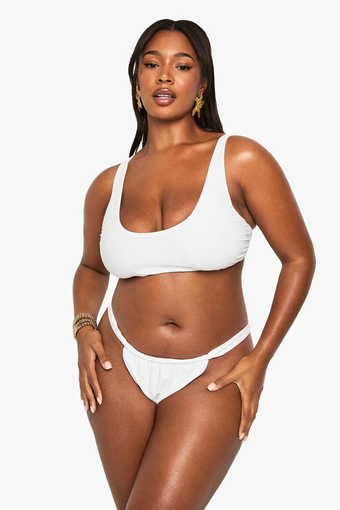 boohoo Dames Plus Swimwear Essentials Tanga Slip | Wit | Maat: 48