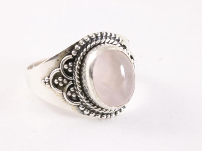Bewerkte zilveren ring met rozenkwarts - maat 19