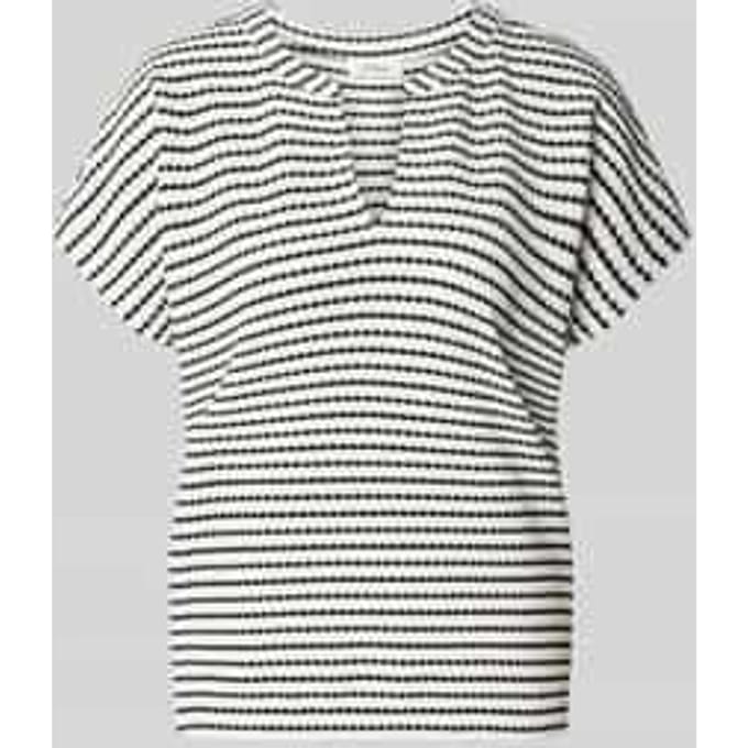 Relaxed fit T-shirt met V-hals