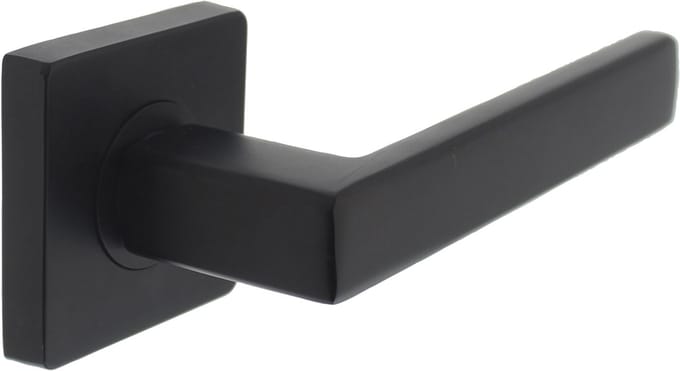 Intersteel Deurkruk Hera op vierkant rozet mat zwart