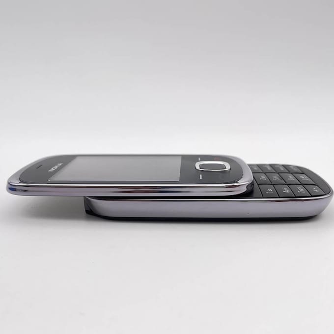 Gerenoveerde Nokia Originele Nokia 7230 Mobiele Telefoon Met 1 SIM simple set zwart