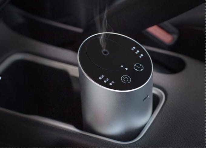 Auto parfum diffuser - Auto Parfum - Draadloos - Kleur Zilver