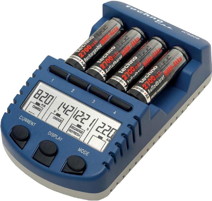 Batterij Oplader - Accu Lader - Batterijen Opladen - Microprocessor Gestuurd - 4 Slots - Blauw