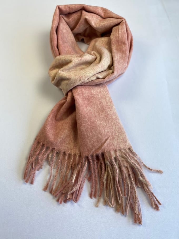 Wintersjaal effen gemeleerd van mooi materiaal 80% viscose 20% wol