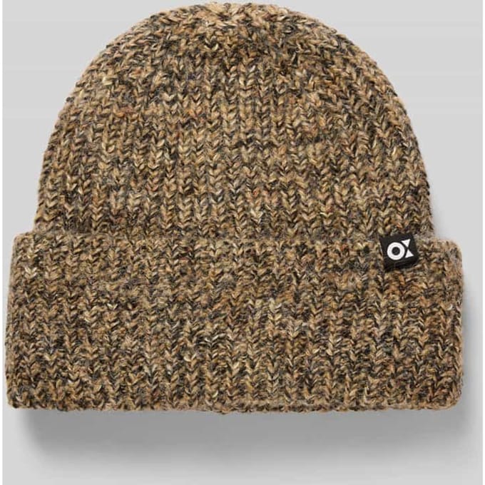Beanie met wol Model 'Amaddie'