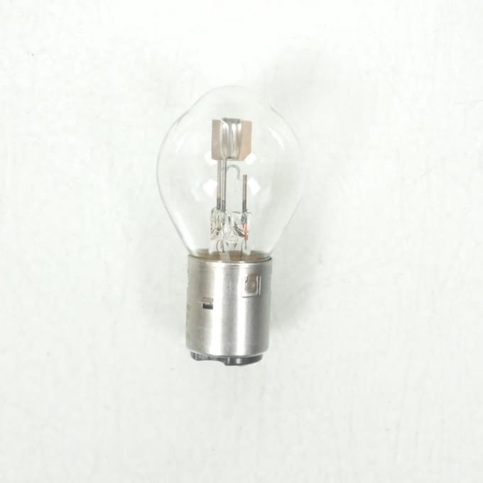Lampje voor scooter Peugeot 50 TKR 2000 tot 2003 12V 35/35W BA20d 752223 Nieuw