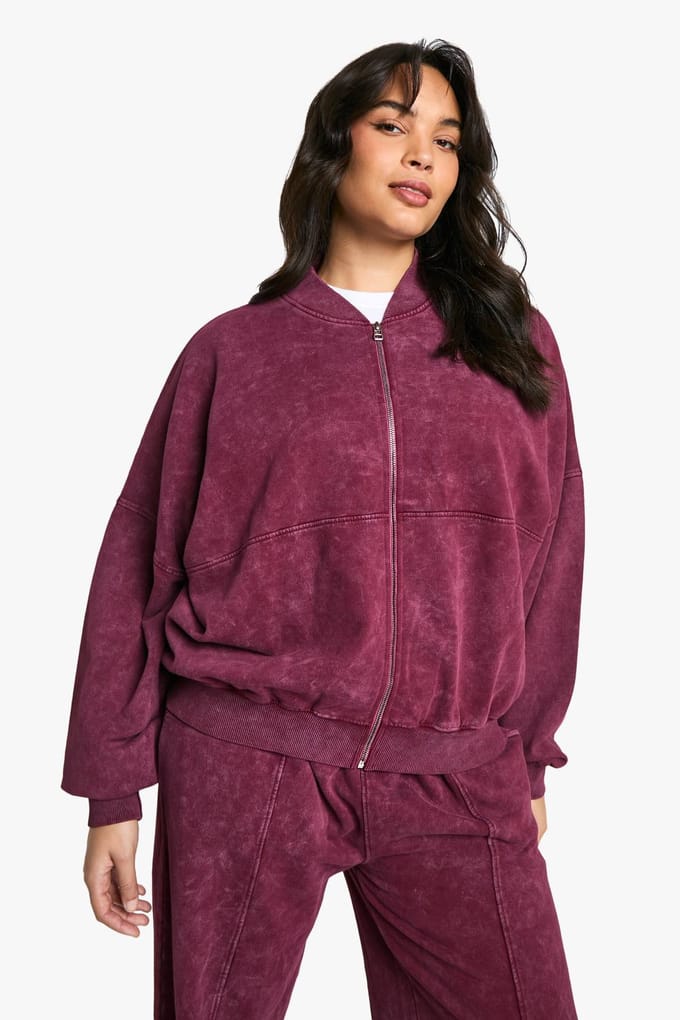 boohoo Dames Plus Zip Through Bomber Straight Leg Jogger Trainingspak | Bordeaux Rood | Maat: 48