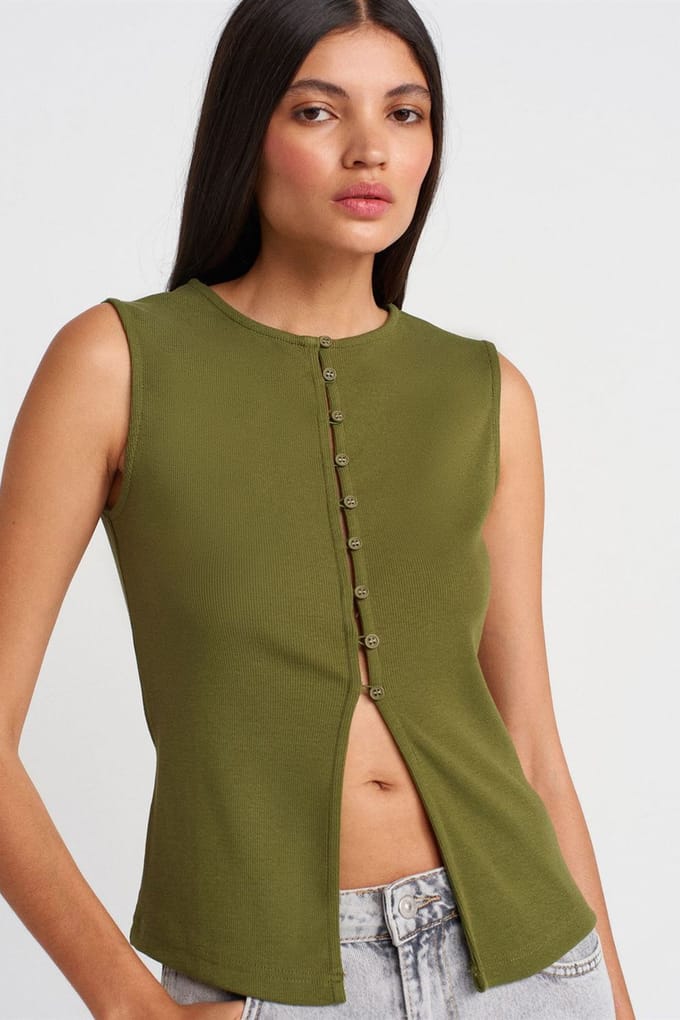 Geverfde Mouwloze Blouse met Knopen aan de Voorkant