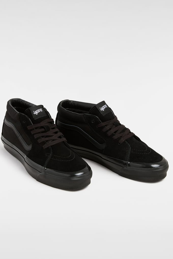 Vans Unisex Sk8-mid Reissue 83 Black Größe: 36 | Trainers Outlet | Unisex | Schwarz