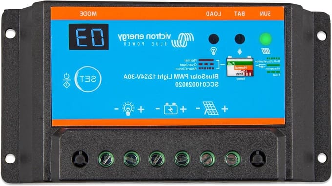 Solar Laadregelaar - PWM Controller - Zonnepanelen Laden - Geïntegreerd Schemerprogramma - 30 A 12-24 V - Blauw