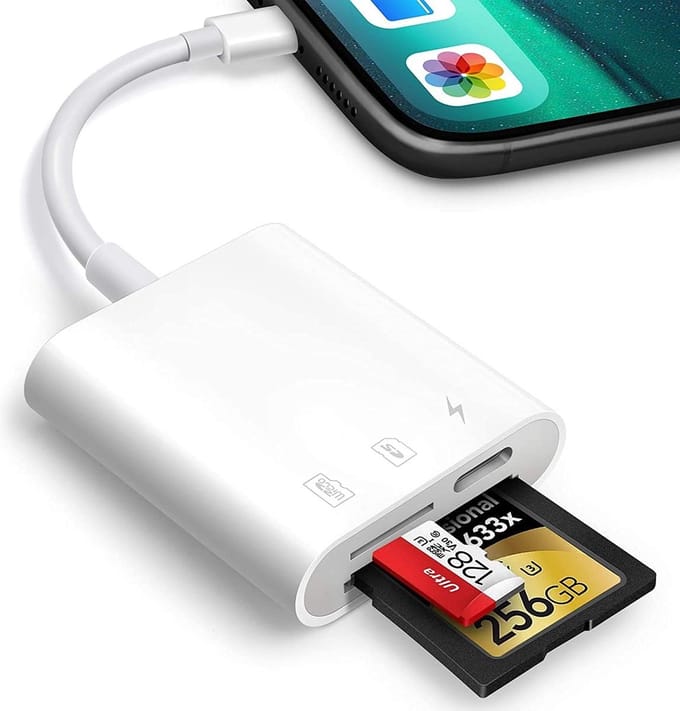 New Age Devi - Cardreader met Lightning Aansluiting geschikt voor Iphone en Ipad - SD-kaart en Micro SD Compatibiliteit - Plug en Play Gemak zonder Gedoe met APPs!