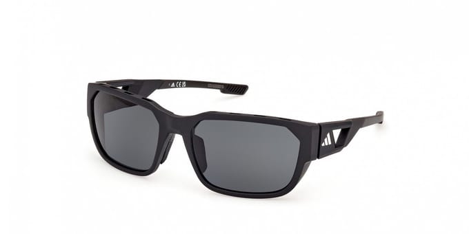 Adidas SP0092 Matte black 58/18/130 MAN Zonnebrillen