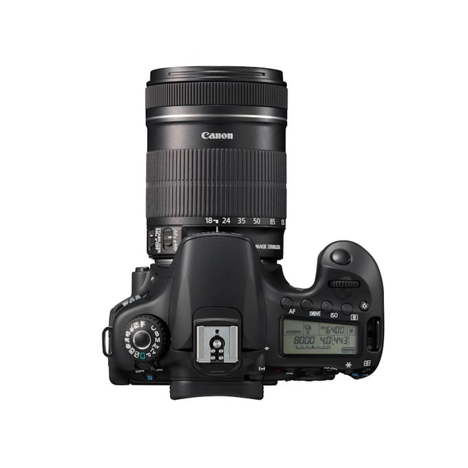 Canon EOS 60D Digitale Spiegelreflexcamera + EF-S 18-135mm f/3.5-5.6 IS Zoomlens zwart